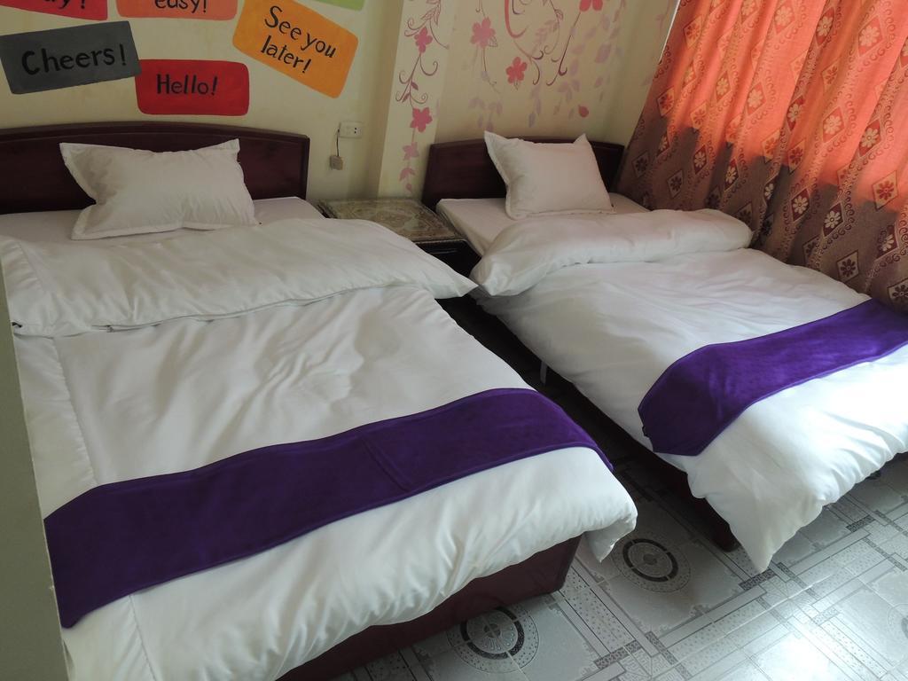 Halong Happy Hostel (Adults Only) Ha Long Exterior photo